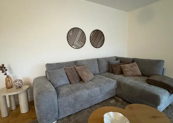 Gesamte In Διαμέρισμα *